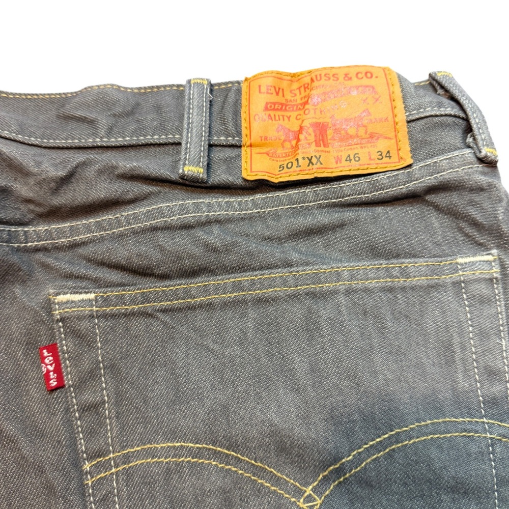 Levis 501 Gray Straight Leg Jeans Button Fly Pockets 44x32